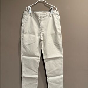Vineyard Vines Stone Colored Khaki Pants In Pristine Condition, Size 18.